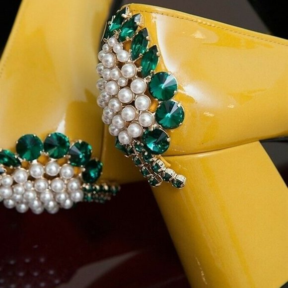 COLIAC Embellished Leather Kate Crystals Heels - Picture 3 of 9